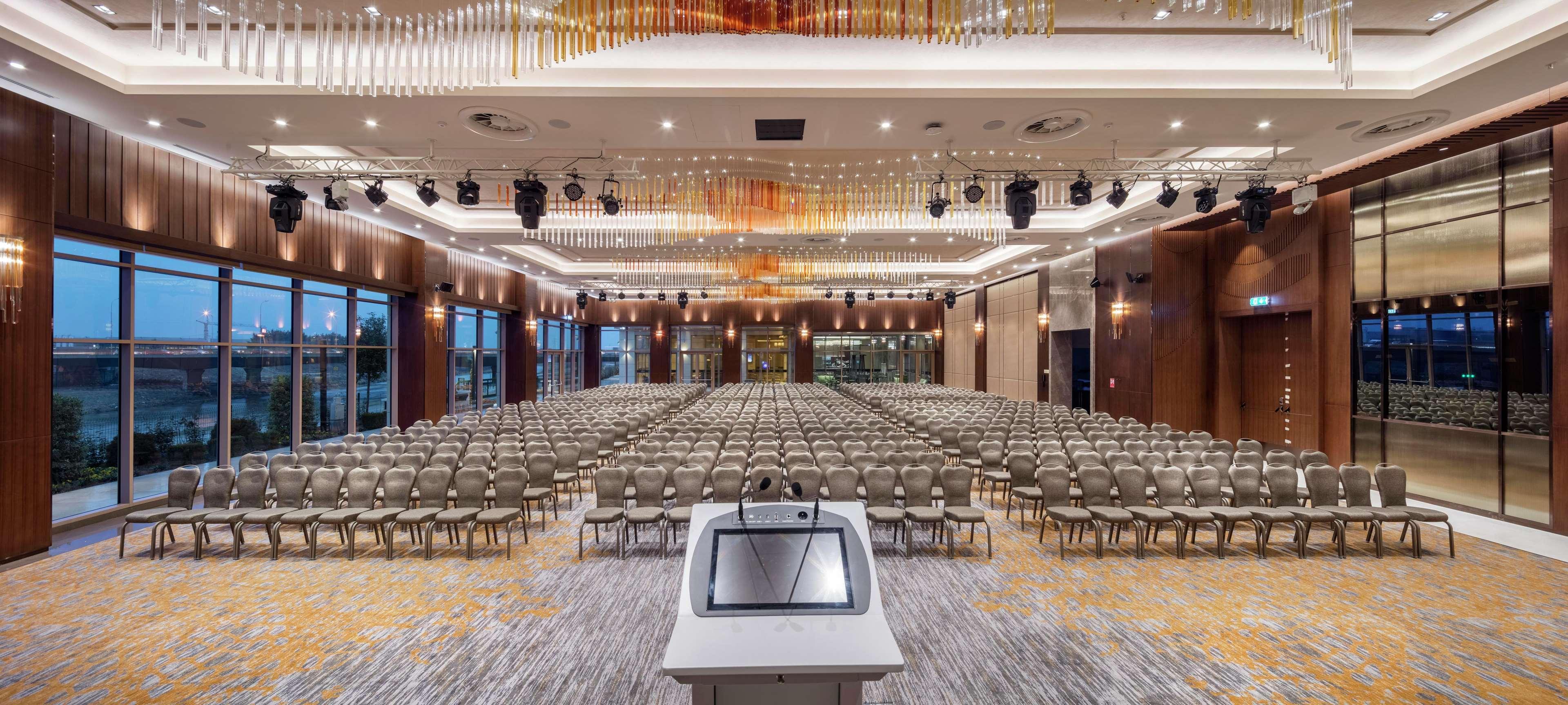 Doubletree By Hilton Skopje Hotel Luaran gambar The Grand Ballroom