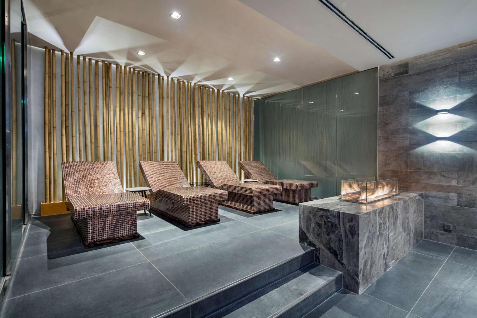 Doubletree By Hilton Skopje Hotel Luaran gambar The spa at The Dorchester
