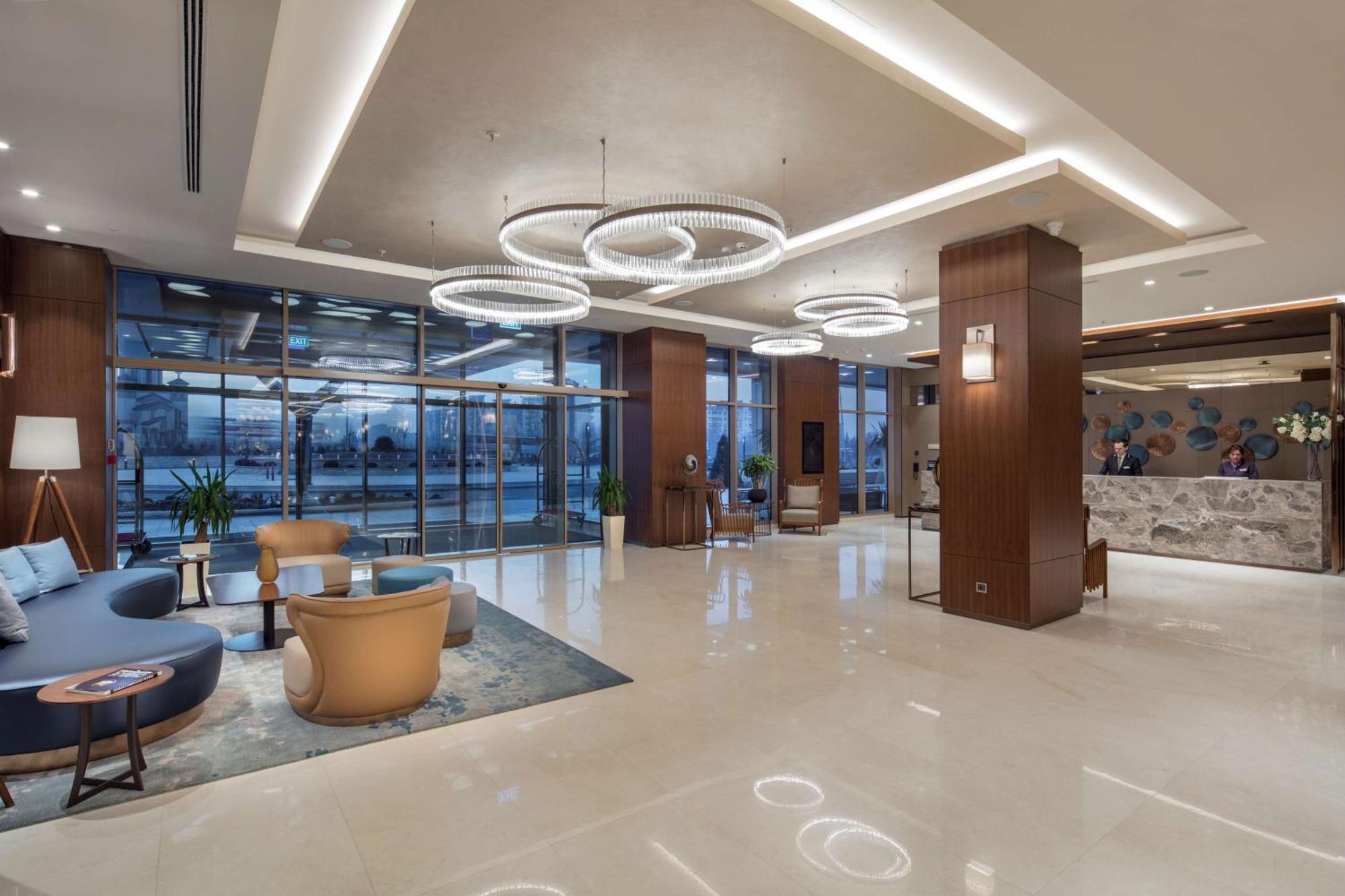 Doubletree By Hilton Skopje Hotel Luaran gambar Lobby
