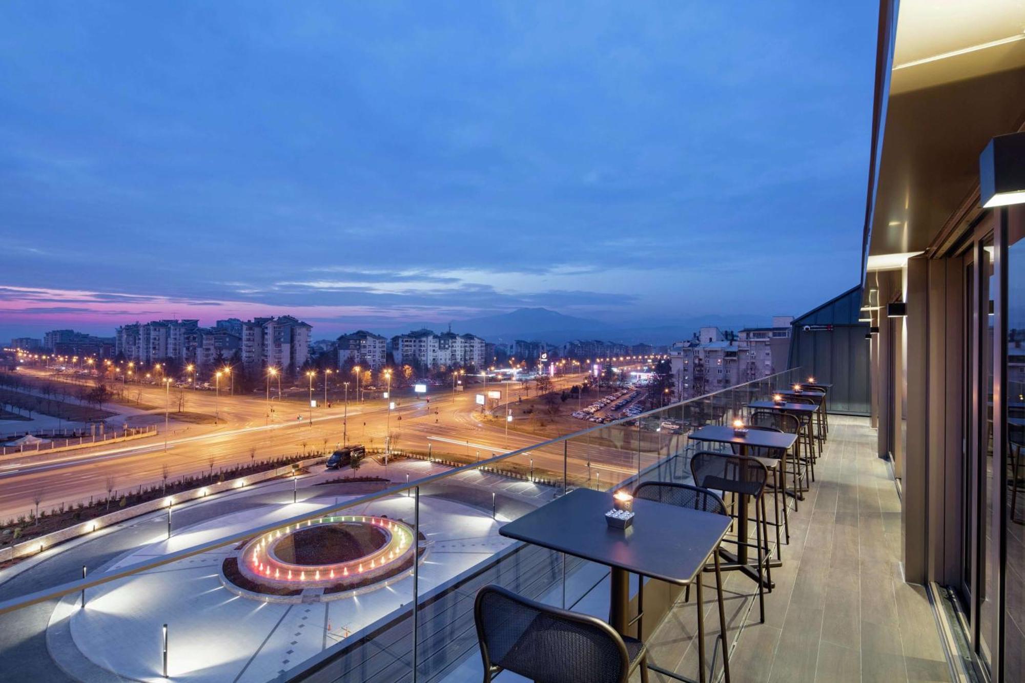 Doubletree By Hilton Skopje Hotel Luaran gambar View from the hotel