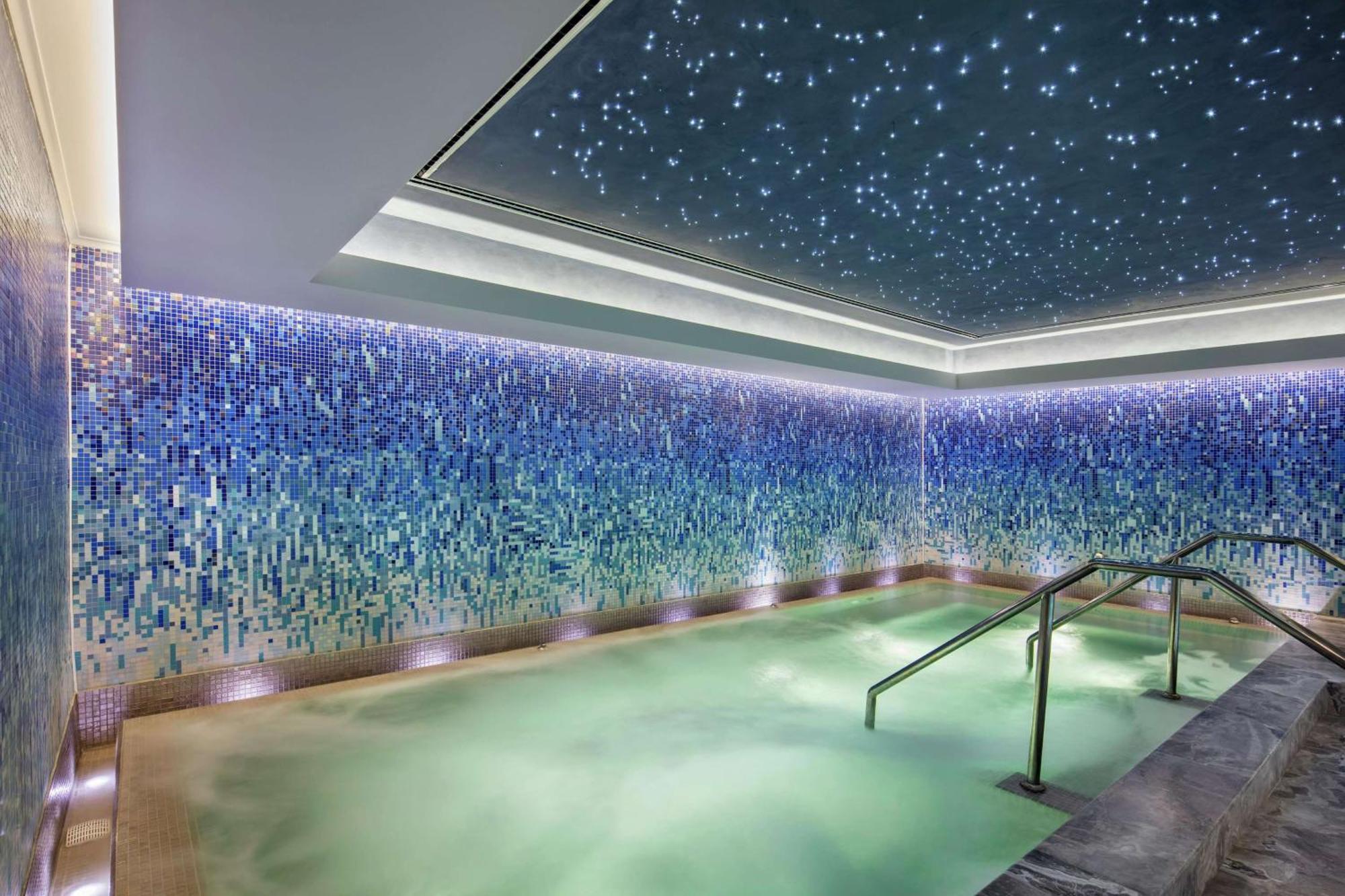 Doubletree By Hilton Skopje Hotel Luaran gambar The spa at The Ivy Spa